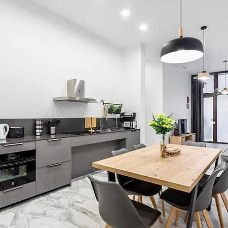 Apartamento De Estilo Moderno Hasta 5 Pax Valência Exterior foto