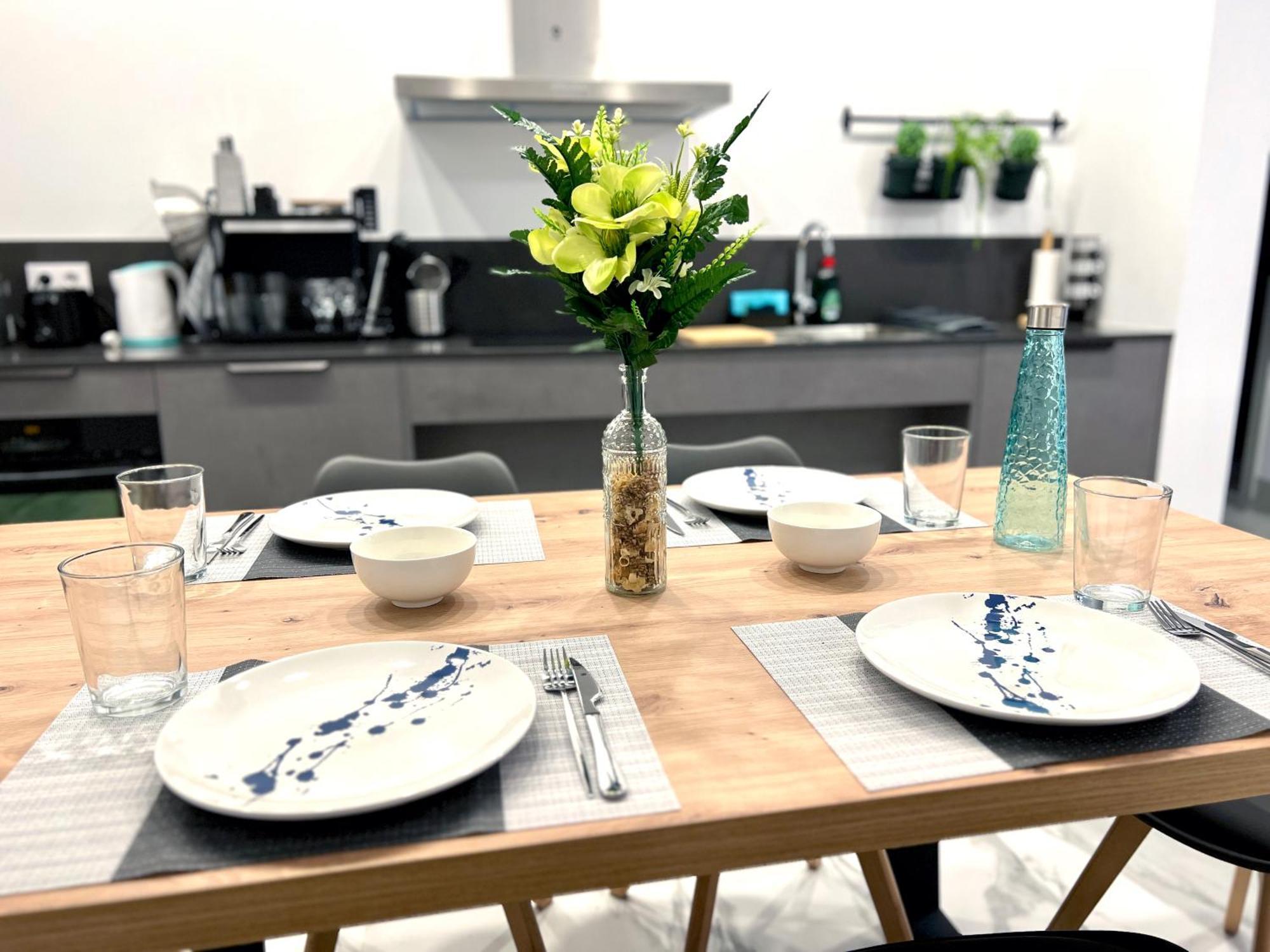 Apartamento De Estilo Moderno Hasta 5 Pax Valência Exterior foto